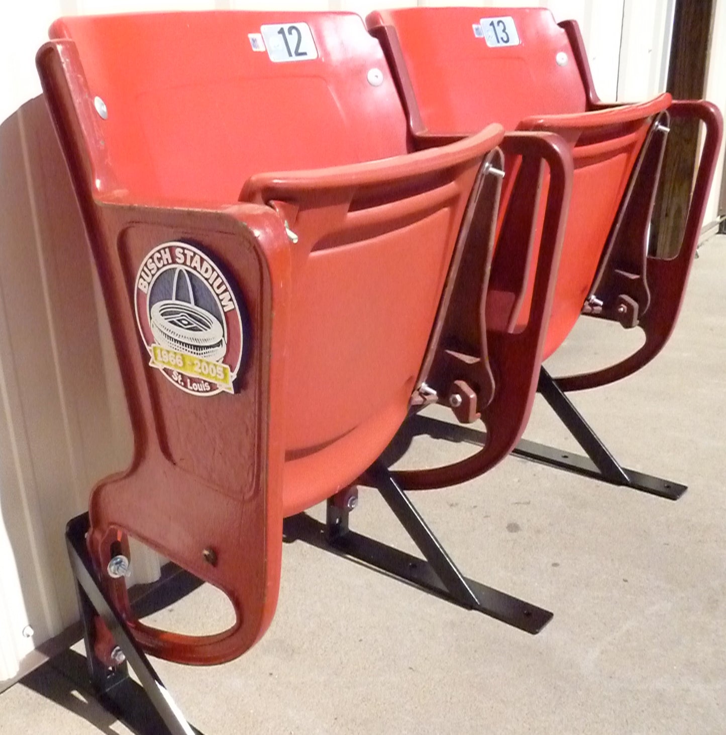 Busch Stadium with Commemorative Medallion (Cardinal Unrestored)